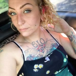 Meet your Posher, Stephanie